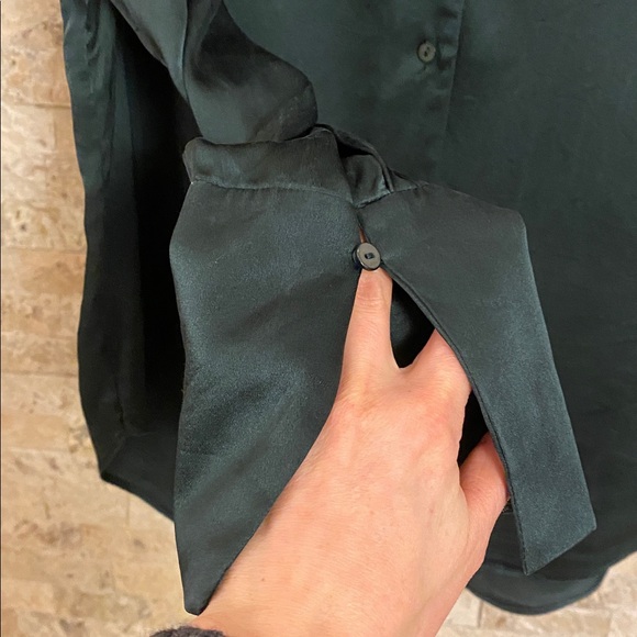 BR Silk Button Down Forest Green - Picture 4 of 11